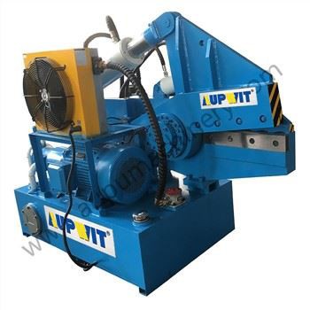 Horizontal Baler for Cardboard and Plastic Waste: Streamlining Recycling Operations